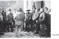 35 - 1993 RIFUGIO BERTAGNOLI  DOPO CHE DE MARZI AVEVA DEDICATO ALL'AMICO BERTAGNOLI  LA CANZONE SIGNORE DELLE CIME